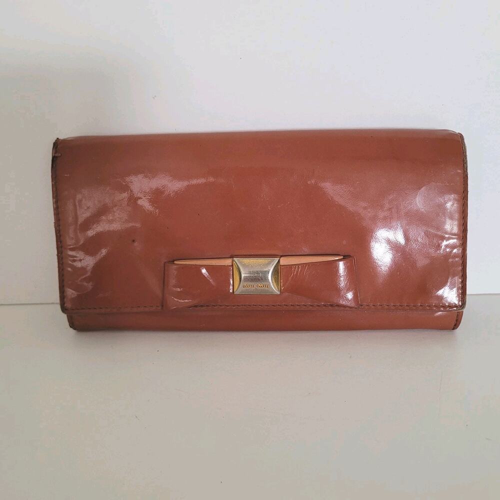MIU MIU Brown Purple Patent‎ Leather Envelope Wallet Clutch Logo Large Bow Fair